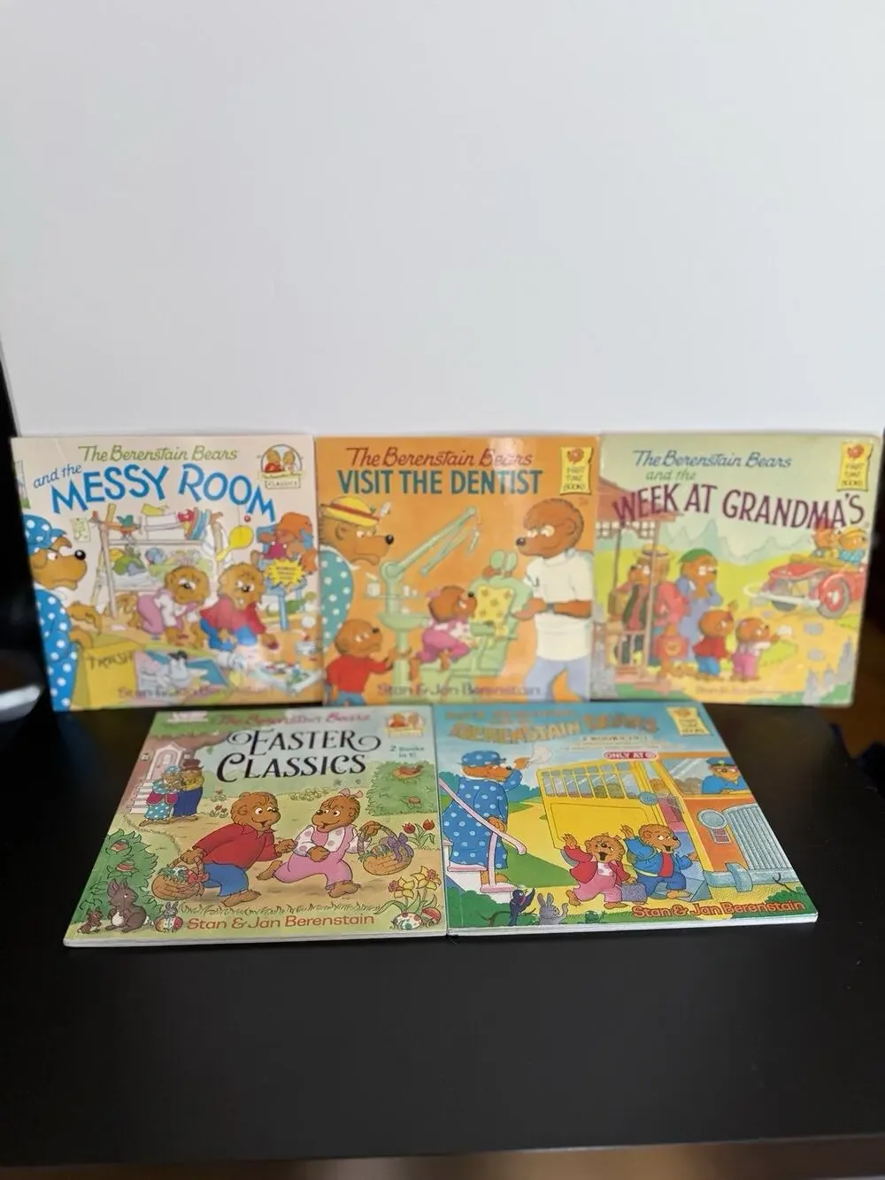 Berenstain Bears 5 Book Lot Classics Dentist Grandma Easter Back to School
